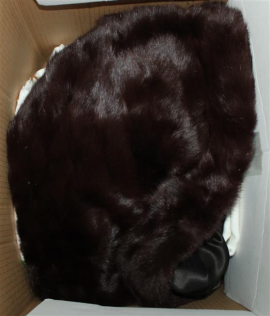 Quantity of lace ,embroidered table linen  & fur stole